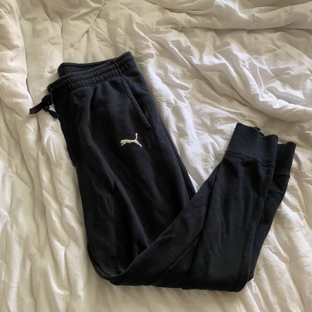 Women’s puma sweat pants